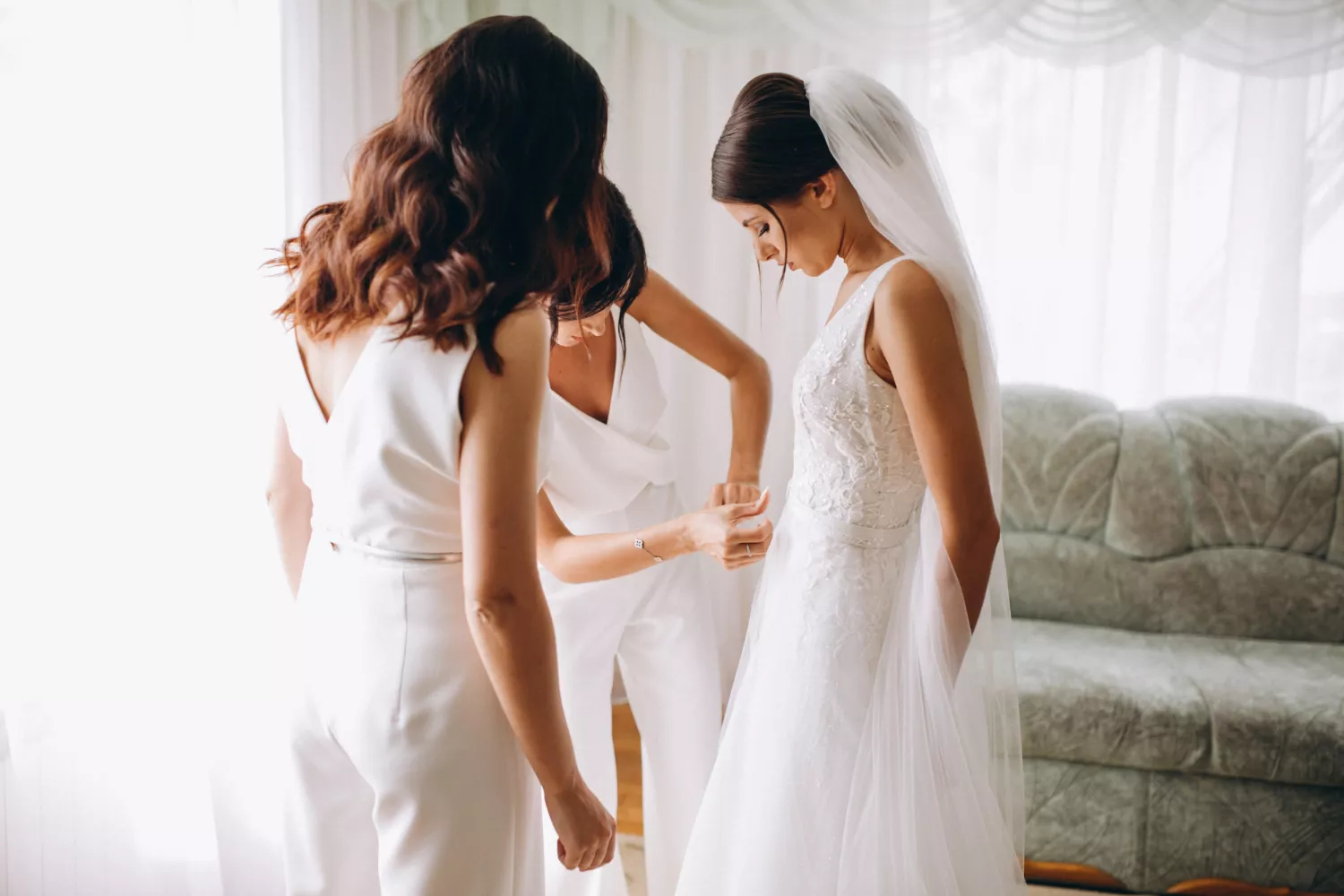 婚禮顧問可以幫助容易焦慮的新人分擔籌辦婚禮的壓力。