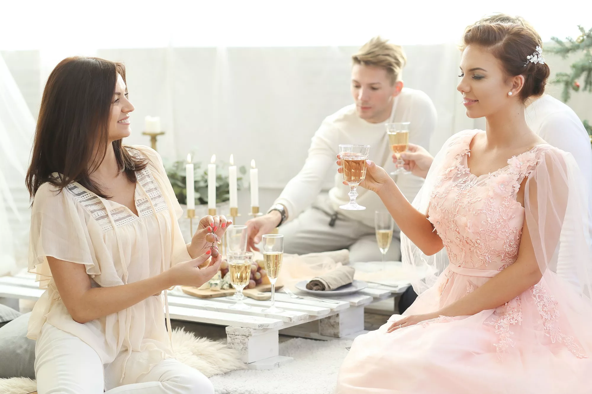 新人在婚前不建議參加其他人的婚禮，也是登記結婚禁忌之一。