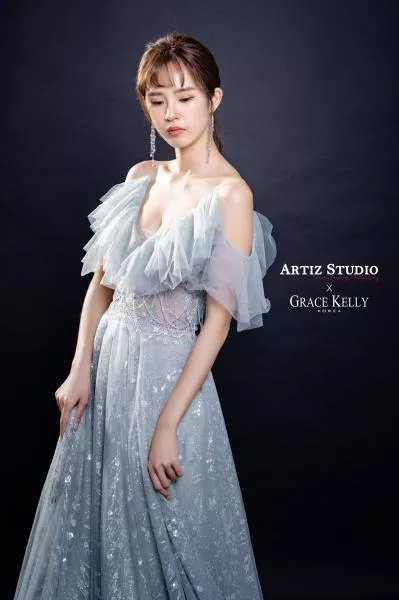 GRACEKELLY-72677